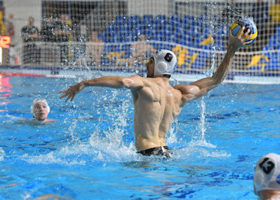 Fölényes győzelem az UVSE ellen